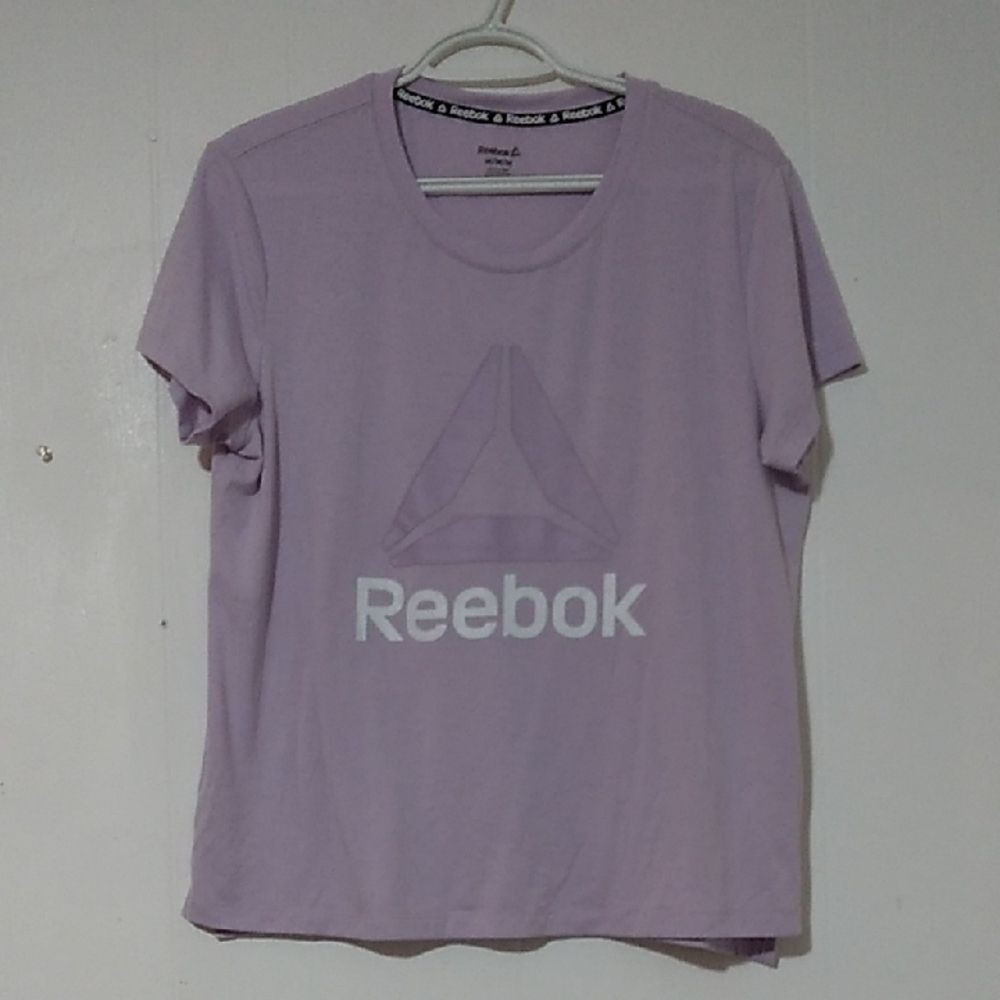 Reebok Womens Medium Purple Short Sleeve T-Shirt with Logo